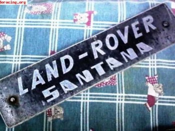 Emblema land rover santana