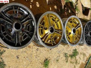 ---- 4 llantas  para renault 5 y mas cosas  --------------