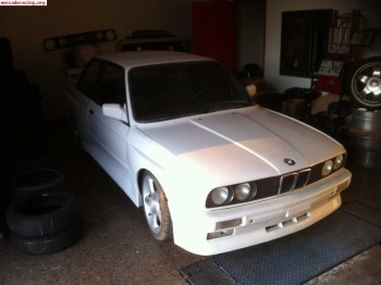 Bmw e30 323i replica m3 3600 euros