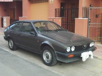 Se vende alfa romeo alfetta gtv 2000