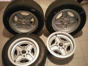 Vendo 4 llantas ford clásicas