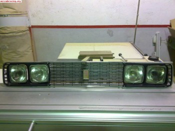 Parrilla frontal y faros de 124 fu 1600
