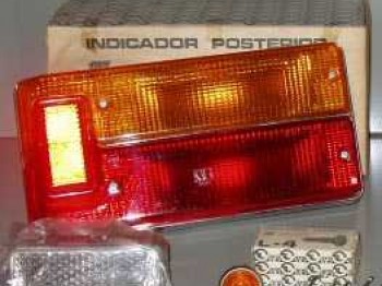 Vendo pilotos traseros completos nuevos de seat 1430 fu