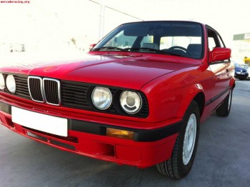 Bmw 318 is e30  2700 euros
