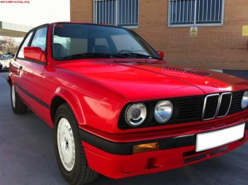 Bmw 318 is  e30 por 2600 euros
