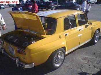 Renault 8
