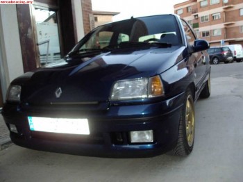Clio williams 113400km del 94 6200€ en metalico