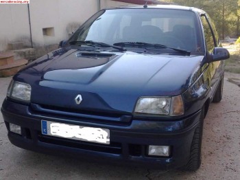 Clio williams   5500€