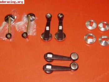 Vendo manecillas alzacristal de seat clasicos a estrenar.