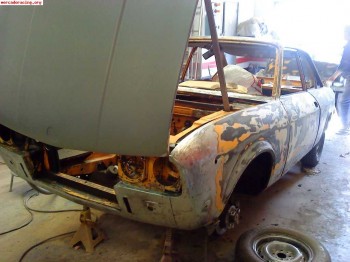 Se vende 124 sport 1800....perfecto 