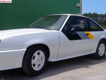 Opel manta gsi 3700 euros