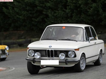 Se vende bmw 2002 o se cambia