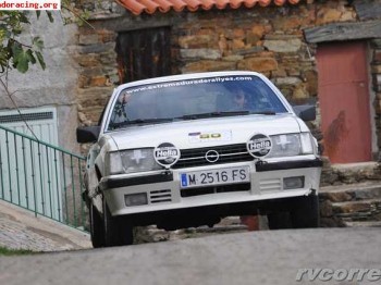 Coupe opel mozna 3.0 180cv de 1983