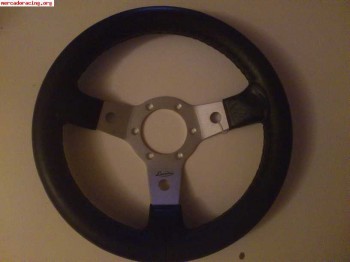 Vendo volante deportivo italiano luisi nuevo (fotos)