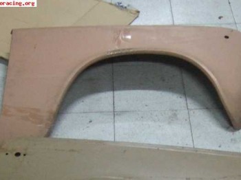 Aleta derecha 124 faro redondo