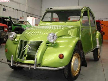 Citroen 2cv 6v una preciosidad se vende o se escuchan cambio