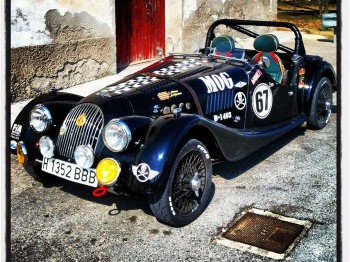 Cambio / vendo morgan 4/4 series v sport competiton series