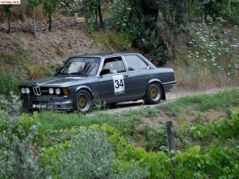 Se vende bmw 323i e21