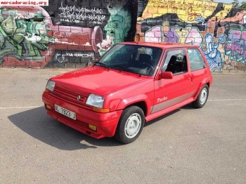 Se vende  r5 gt turbo impecable 5600€