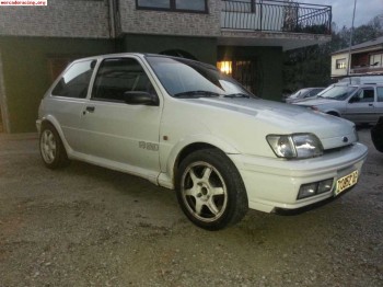 Ford fiesta rs 2000 16v