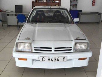Se vende opel manta gsi 2000  estado impecable