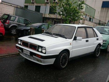 Lancia delta integrale16v
