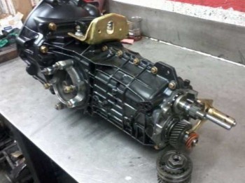 Caja 5 vel. alpine, r8 y 10 nueva