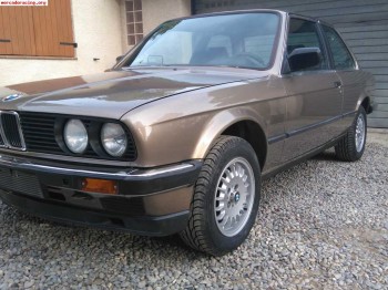 Bmw 320 i coupe ´84  urge 4.500 