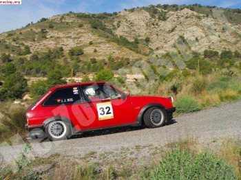 Vendo ford fiesta xr2 totalmente preparado para regularidad 