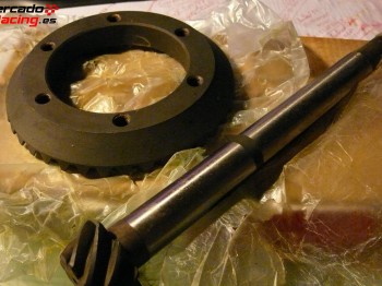 Piñon-corona relacion 8/39 sin estrenar seat 600