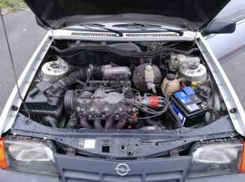 Opel ascona gt 1.8i 