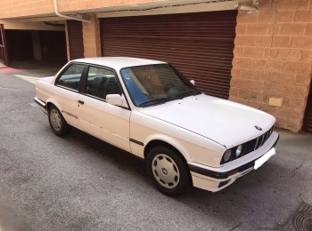 Se vende bmw 318 is e30 