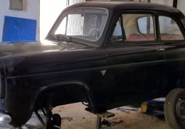 Ford anglia 100 e