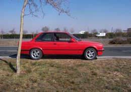 Bmw 318 is e30