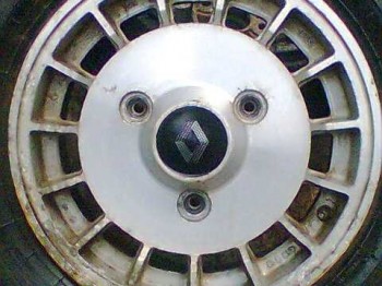 2 llantas de r5 tx ?