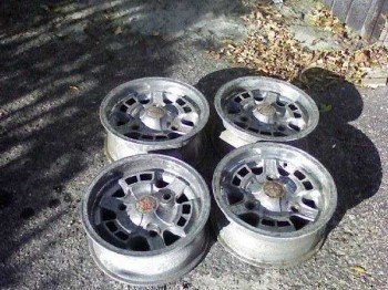 Vendo llantas para renault 8,12