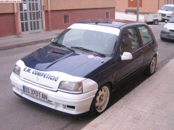 Se vende clio 16v gr.n