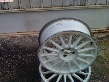 Se venden llantas 7 x 17 usadas en clio s1600 400€