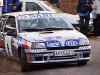 Clio williams pata negra