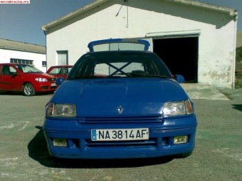 Clio 16v con barras gordas.documentado .