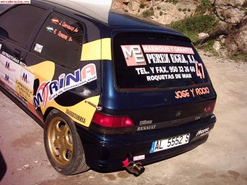 Se vende o se cambia renault clio 16v