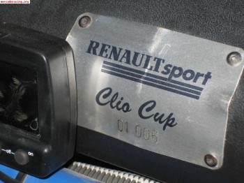 Vendo clio de circuitos 