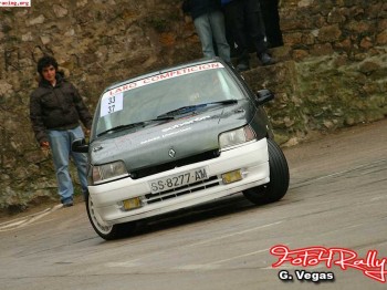 Se vende clio 1.4 ideal para slalon