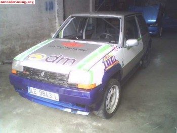 Vendo carroceria y mas piezas de r5 gtt o cambio por piezas 