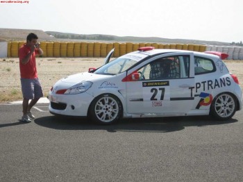 Autotec vende clio cup iii de circuitos