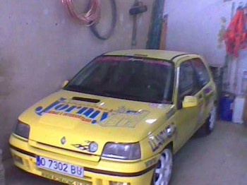 Renault clio 16v. 6000 euros