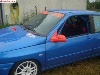 Se vende clio de asfalto o se cambia por saxo 16v
