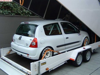 Vendo clio cup 2005 sin carreras