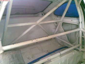 Se vende carroceria de maxi megane