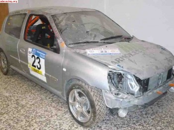 Clio sport gra 10.000 euros o por piezas